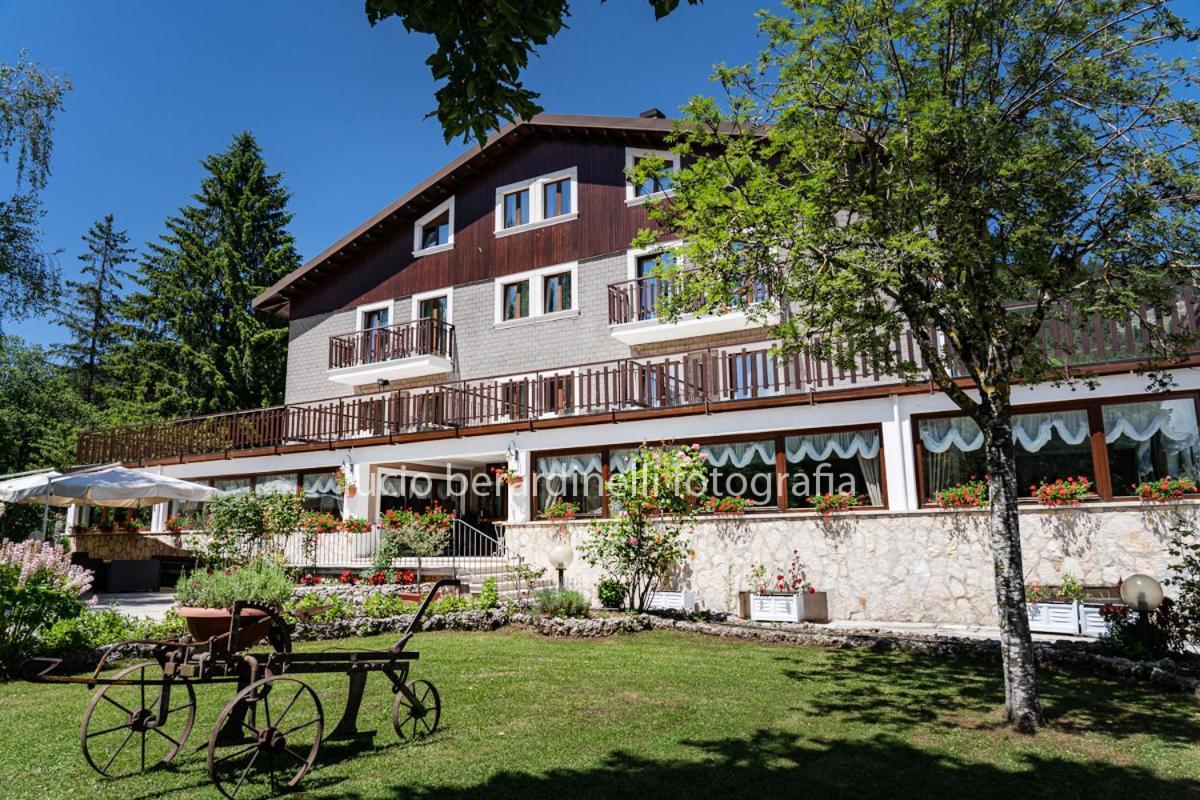 Hotel Edelweiss Пескассероли Экстерьер фото