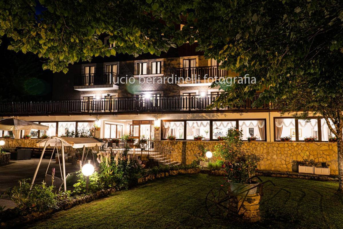 Hotel Edelweiss Пескассероли Экстерьер фото